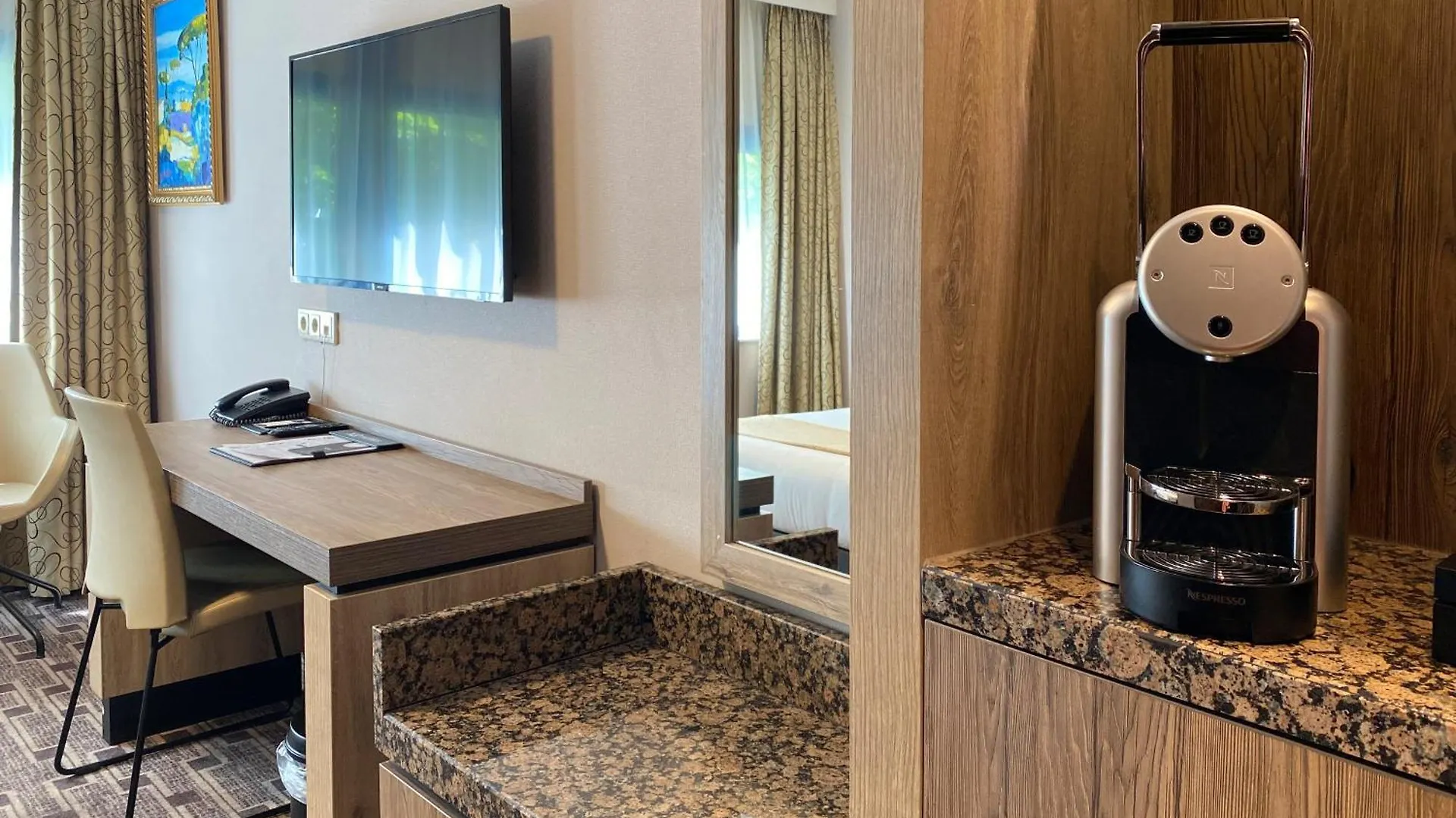 Xo Hotels Blue Square Amszterdam