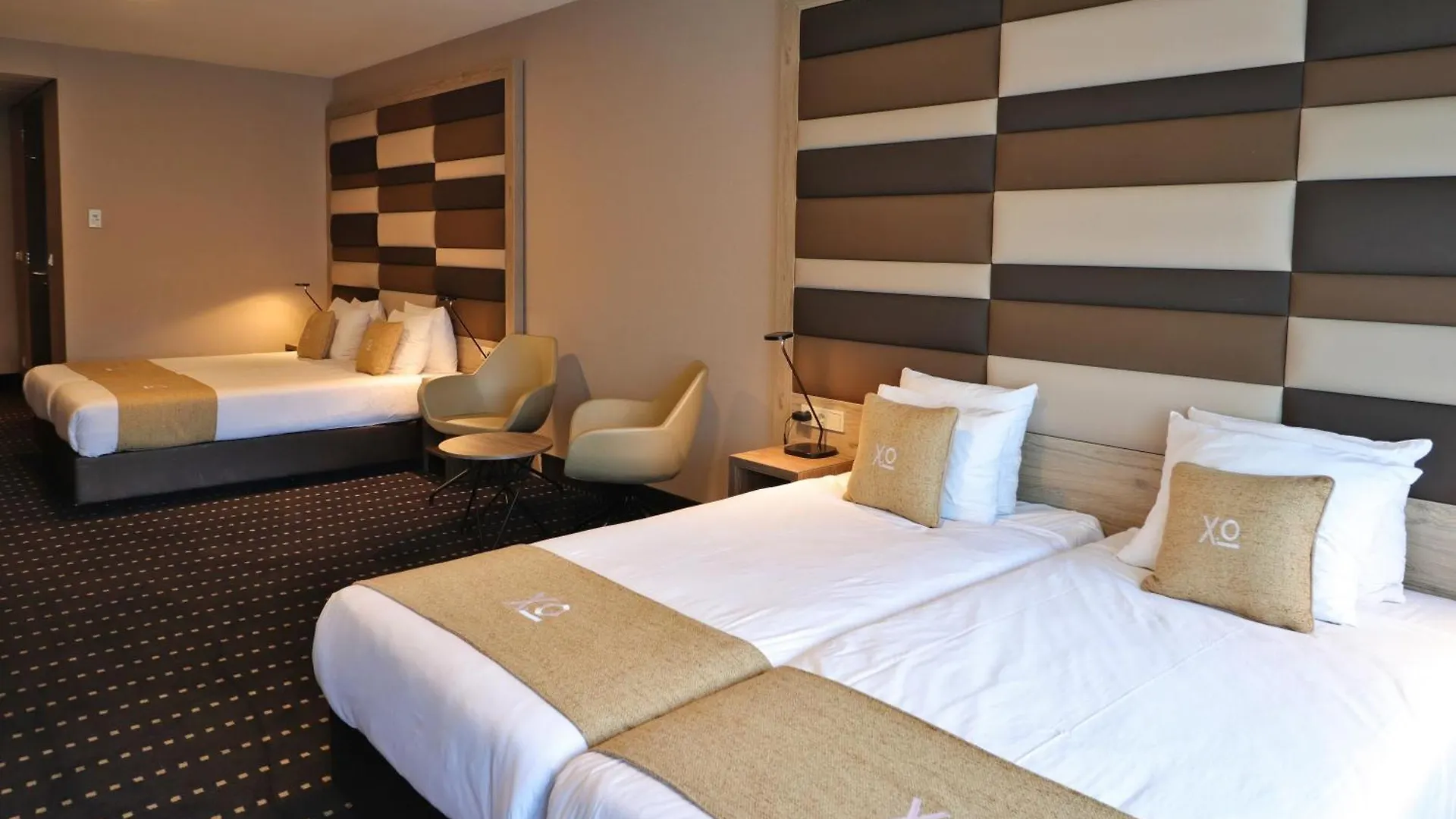 Xo Hotels Blue Square Amsterdam 3*,  Nederland