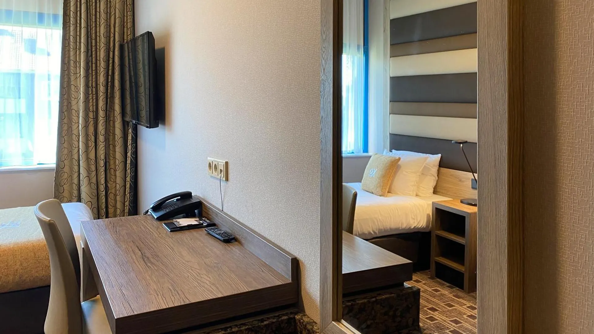 Xo Hotels Blue Square Amsterdam Nederland