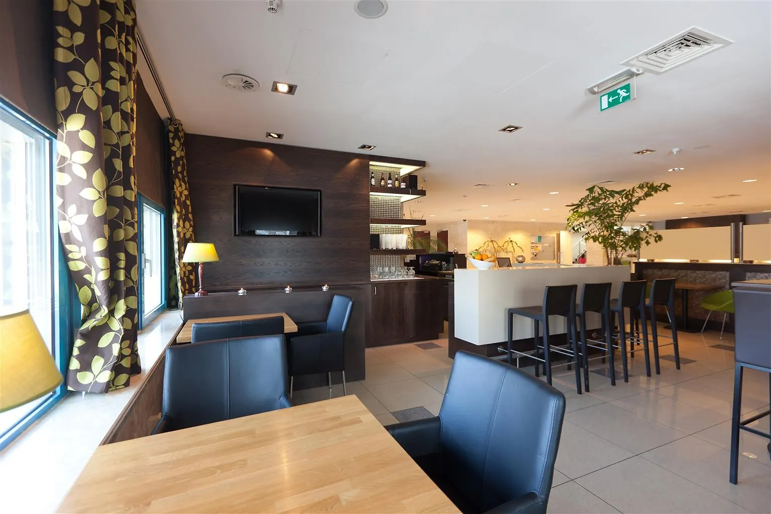 ***  Xo Hotels Blue Square Amsterdam Nederland